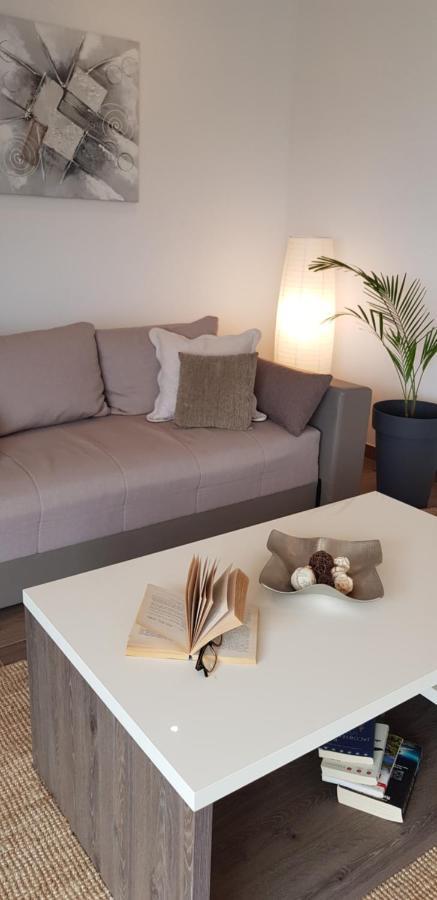 Apartments Huljic Хвар Екстер'єр фото